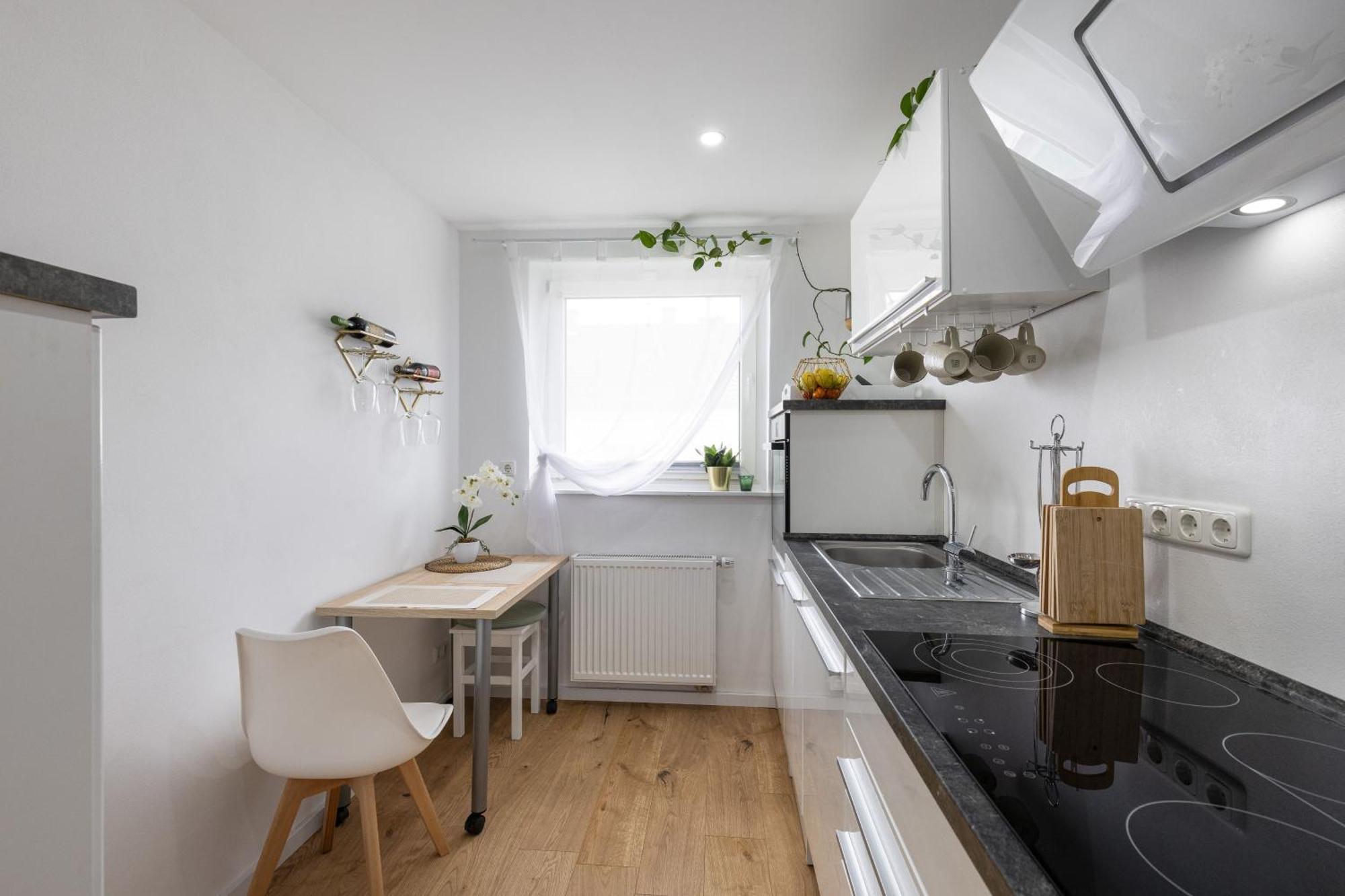 Schoenes, Modernes Apartment Mit Zwei Schlafzimmern - Zentral Mit Balkon Fuer 6 Personen 蒙塔鲍尔 外观 照片