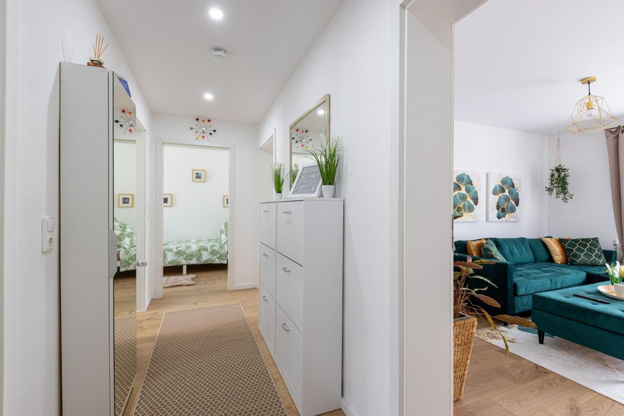 Schoenes, Modernes Apartment Mit Zwei Schlafzimmern - Zentral Mit Balkon Fuer 6 Personen 蒙塔鲍尔 外观 照片
