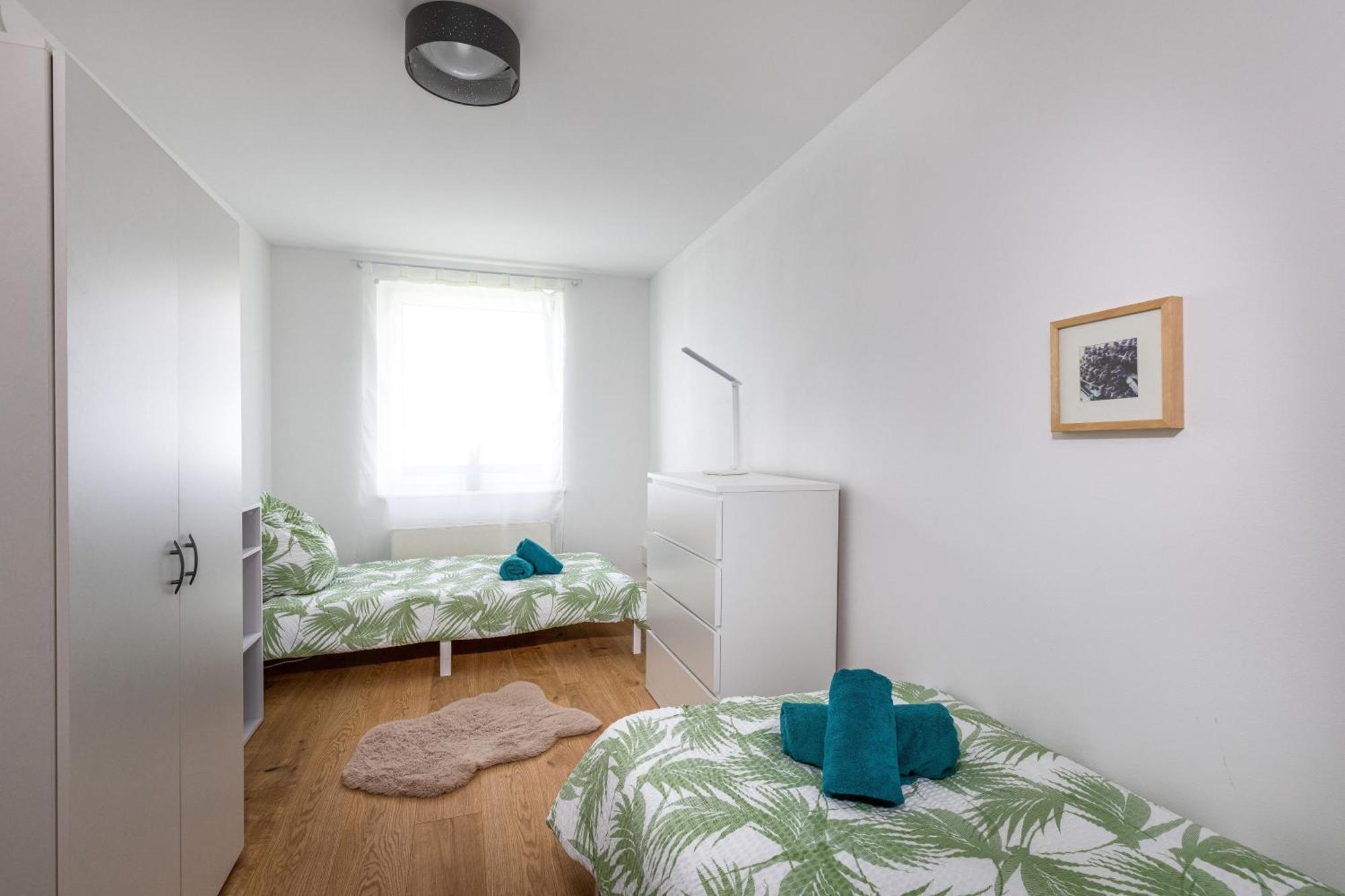 Schoenes, Modernes Apartment Mit Zwei Schlafzimmern - Zentral Mit Balkon Fuer 6 Personen 蒙塔鲍尔 外观 照片