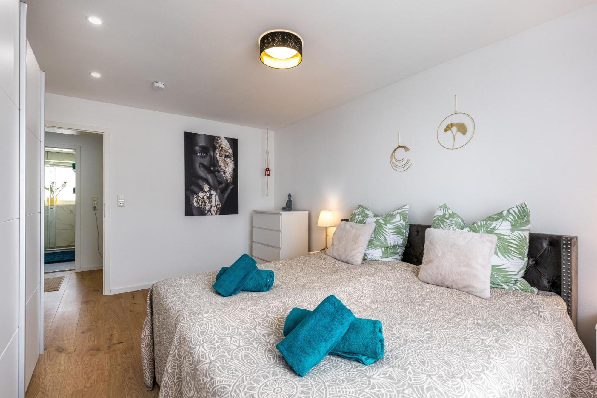 Schoenes, Modernes Apartment Mit Zwei Schlafzimmern - Zentral Mit Balkon Fuer 6 Personen 蒙塔鲍尔 外观 照片